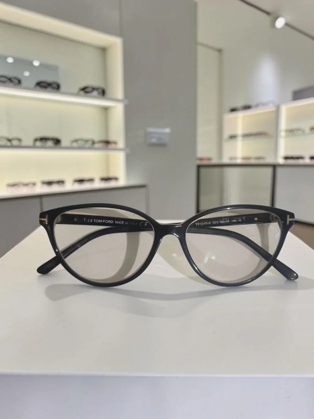 Tom Ford TF5545‑B Eyeglasses – Cat‑Eye Elegance